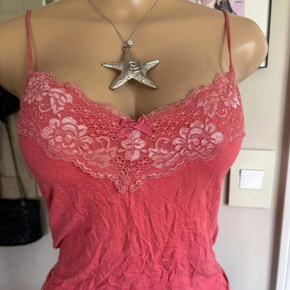 00s pink raspberry lace cami (size M)
